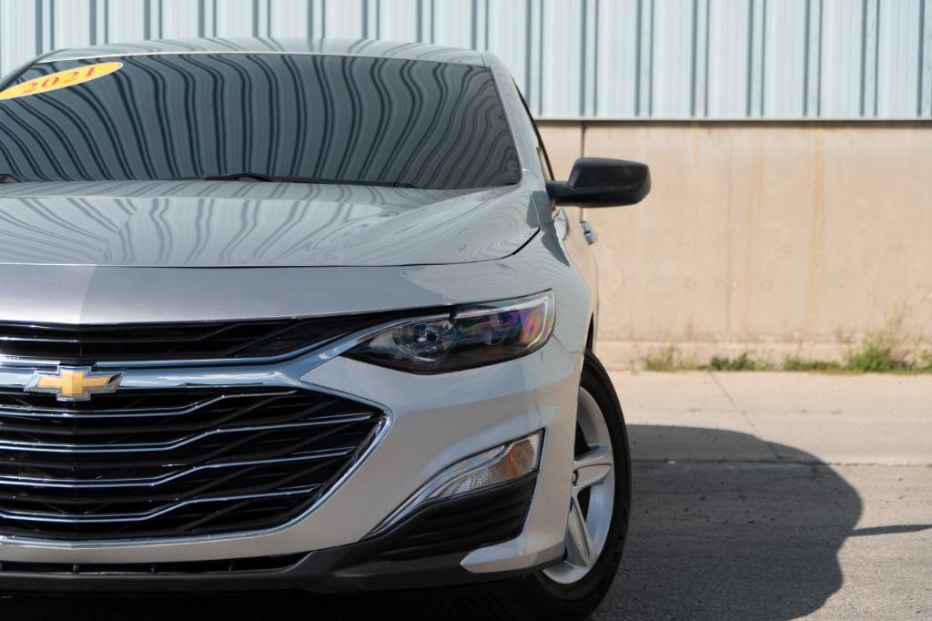 used 2021 Chevrolet Malibu car, priced at $12,995