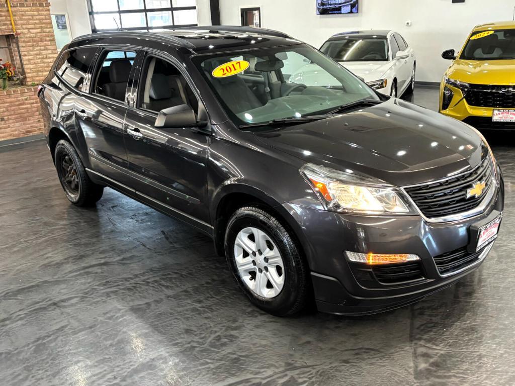 used 2017 Chevrolet Traverse car, priced at $8,988