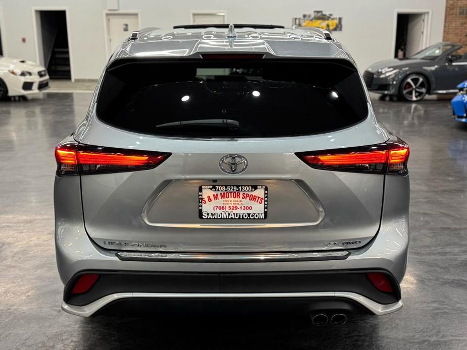 used 2023 Toyota Highlander car, priced at $44,988