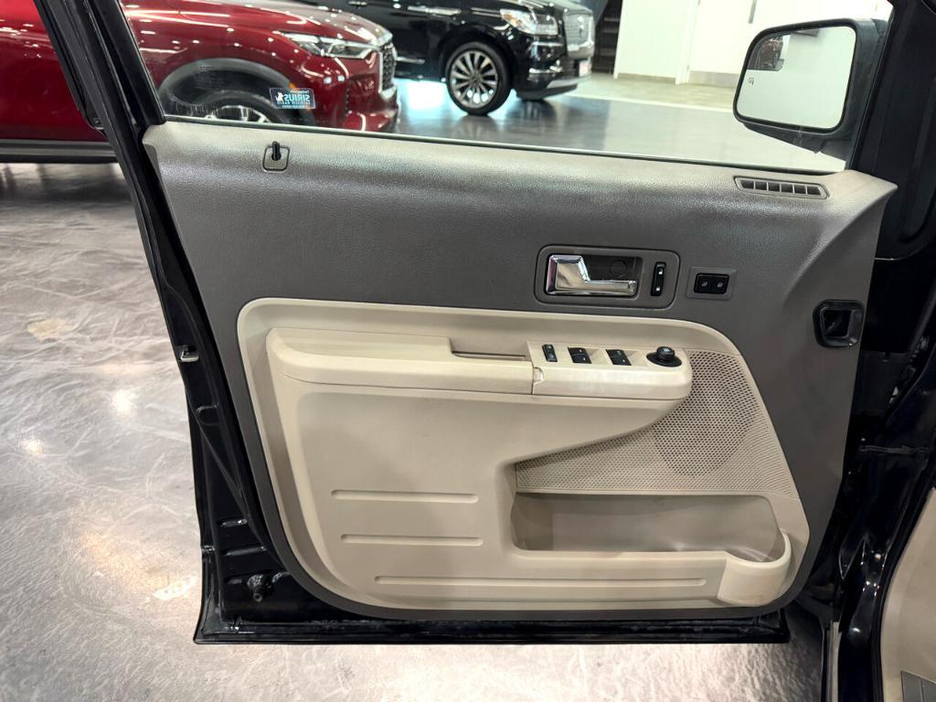 used 2010 Ford Edge car, priced at $2,988