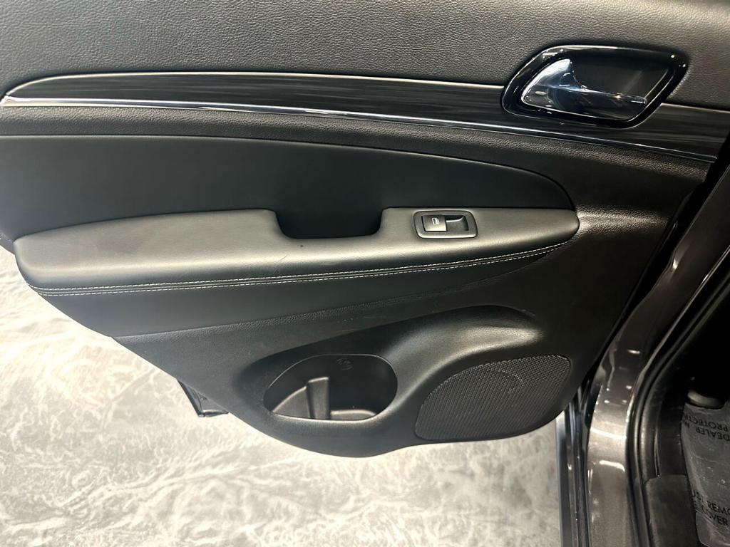 used 2021 Jeep Grand Cherokee car, priced at $25,500