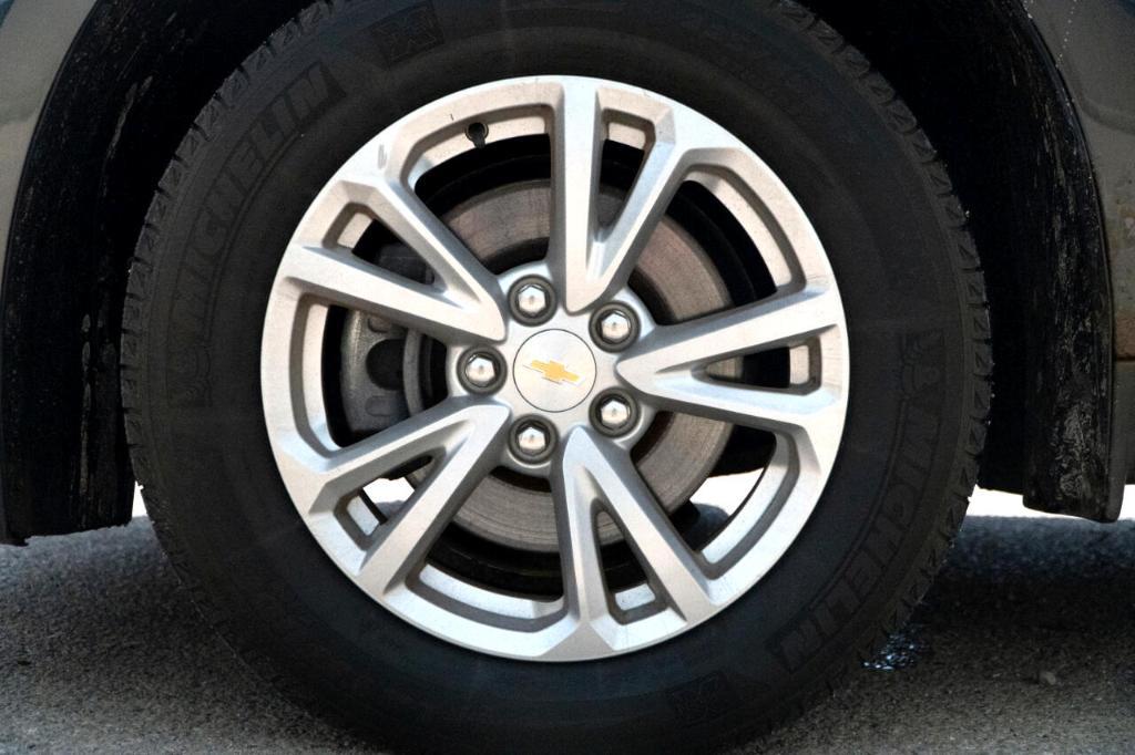 used 2017 Chevrolet Equinox car, priced at $8,988