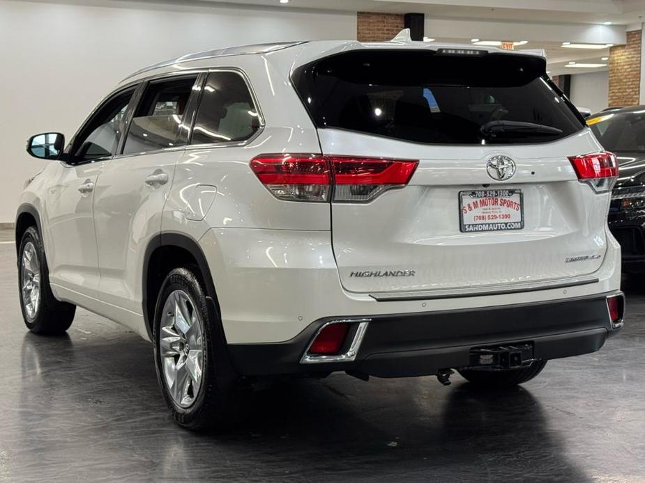 used 2018 Toyota Highlander car, priced at $29,988