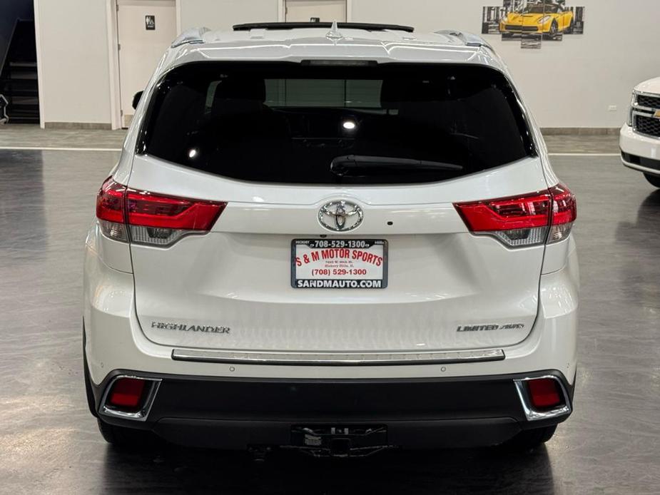 used 2018 Toyota Highlander car, priced at $29,988