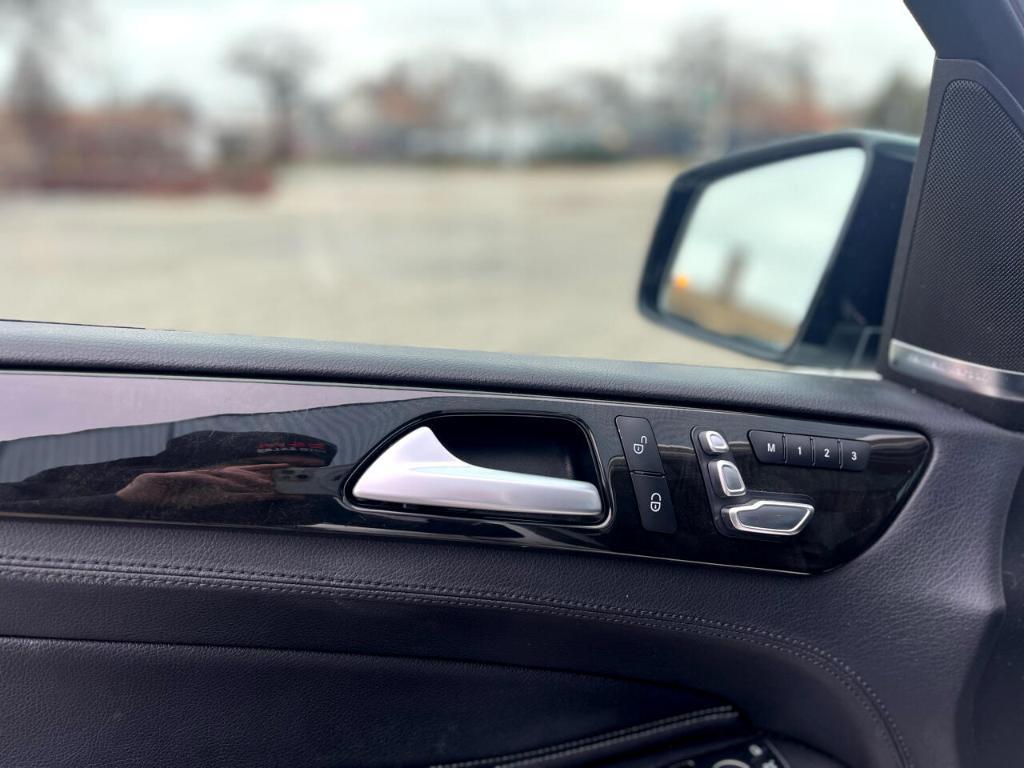 used 2018 Mercedes-Benz AMG GLE 43 car, priced at $25,395