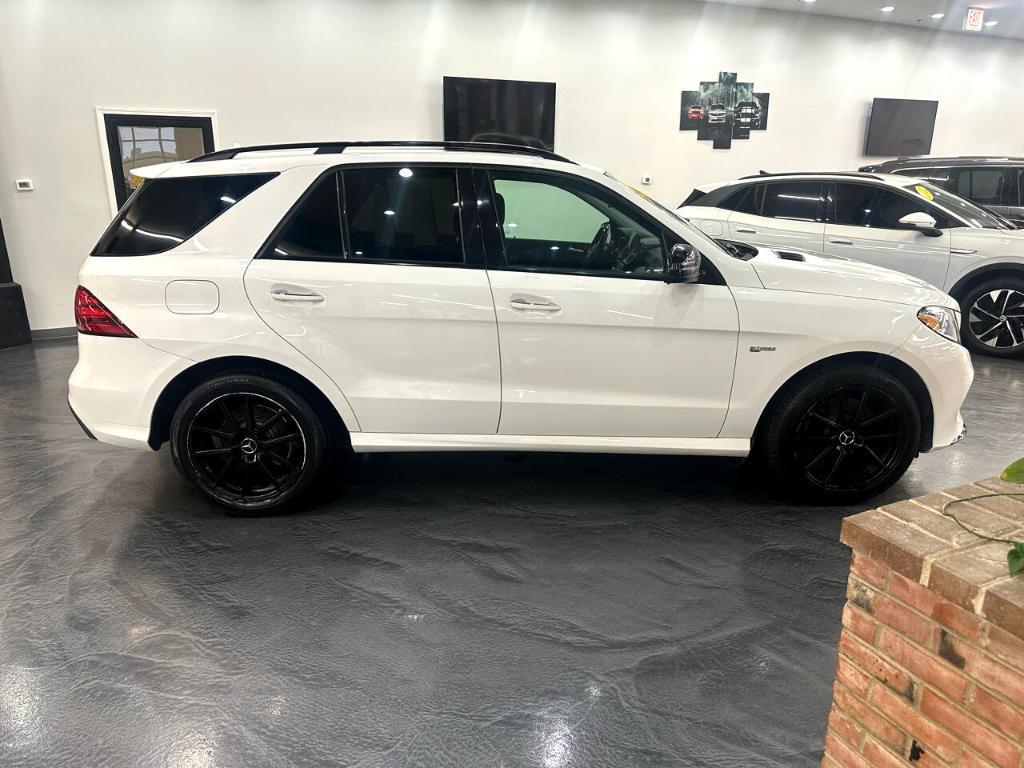 used 2018 Mercedes-Benz AMG GLE 43 car, priced at $24,988