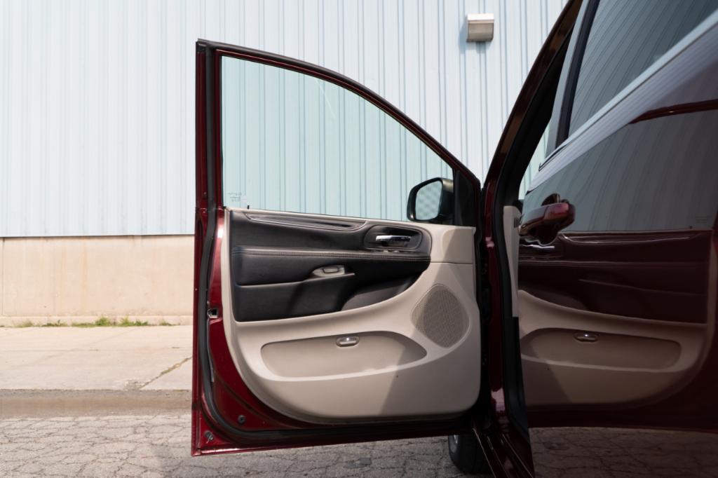 used 2020 Dodge Grand Caravan car, priced at $9,995