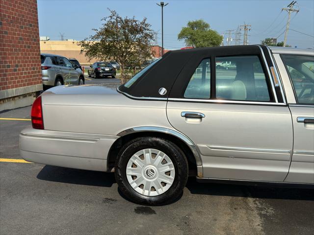 used 2004 Mercury Grand Marquis car, priced at $2,988