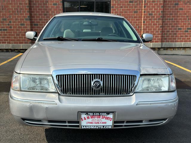 used 2004 Mercury Grand Marquis car, priced at $2,988