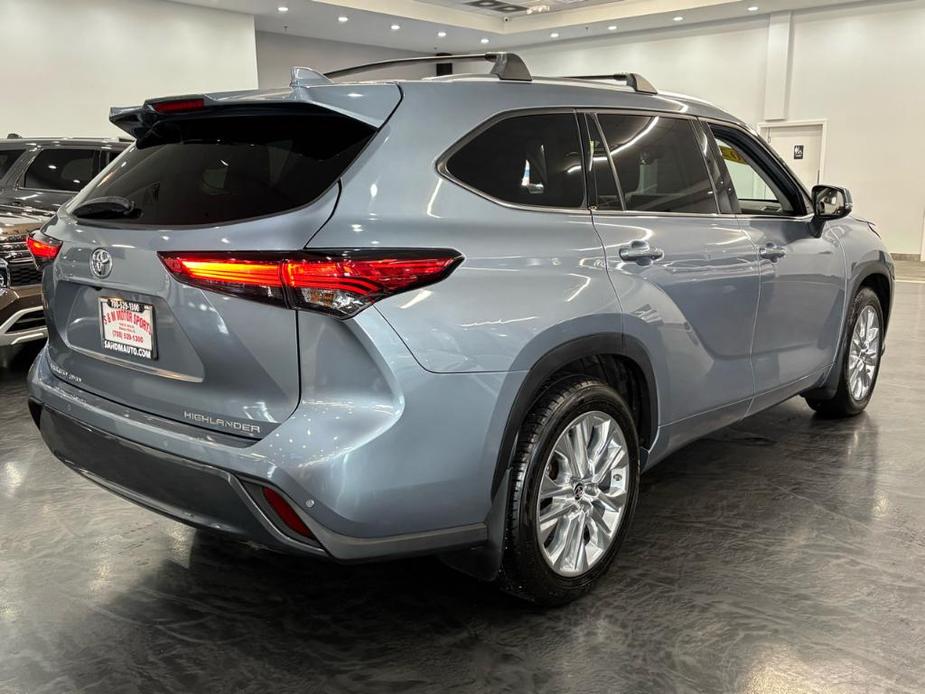 used 2021 Toyota Highlander car, priced at $35,488