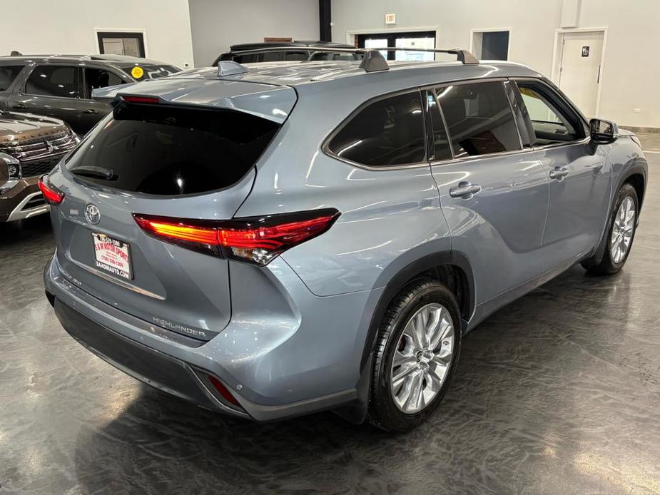 used 2021 Toyota Highlander car, priced at $35,488