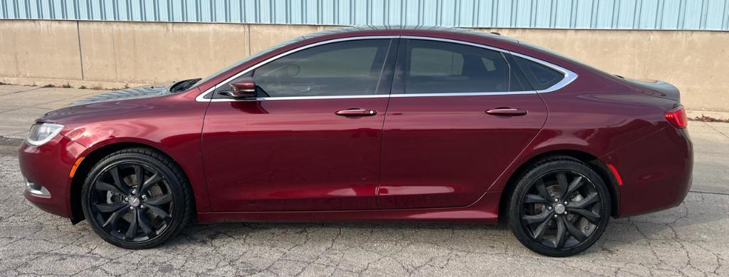 used 2016 Chrysler 200 car