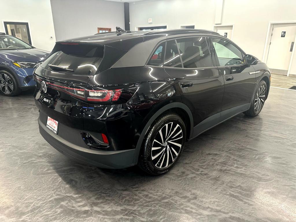used 2024 Volkswagen ID.4 car, priced at $25,500