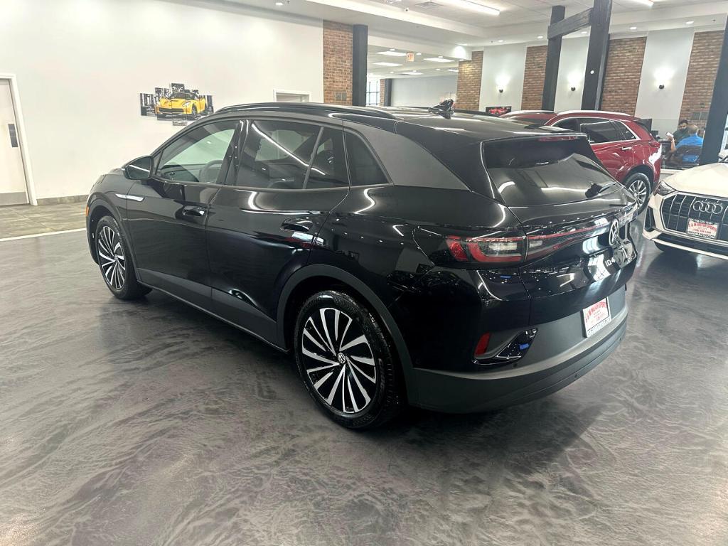 used 2024 Volkswagen ID.4 car, priced at $25,500