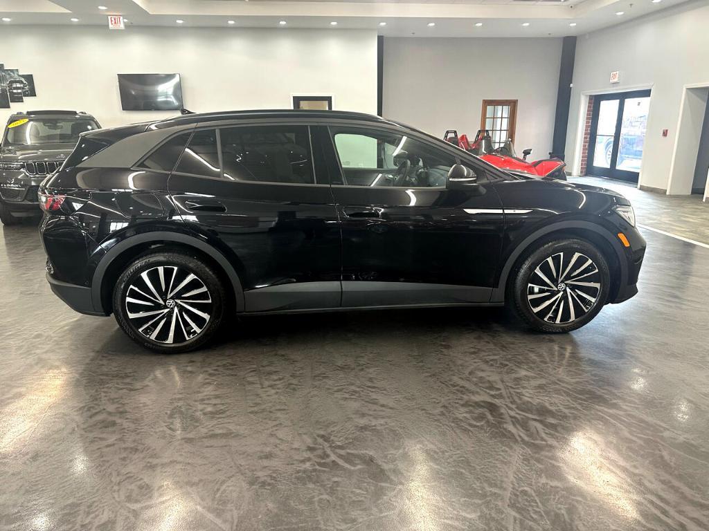 used 2024 Volkswagen ID.4 car, priced at $25,500