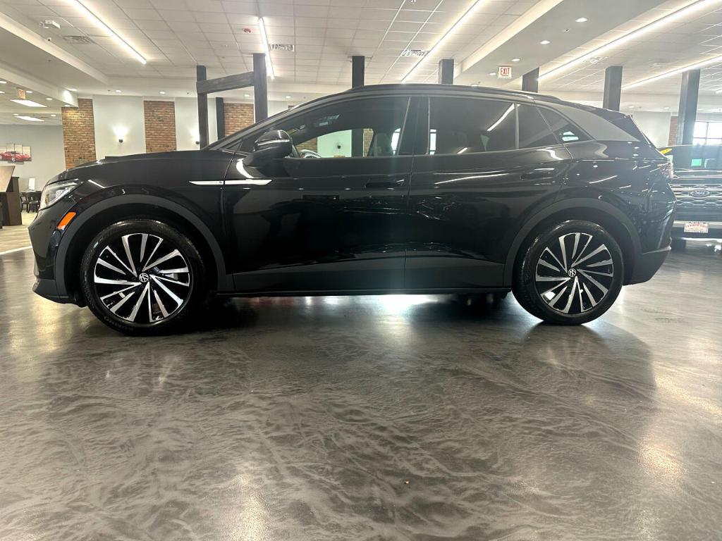 used 2024 Volkswagen ID.4 car, priced at $25,500