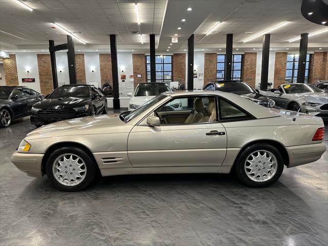 used 1997 Mercedes-Benz SL-Class car, priced at $18,998