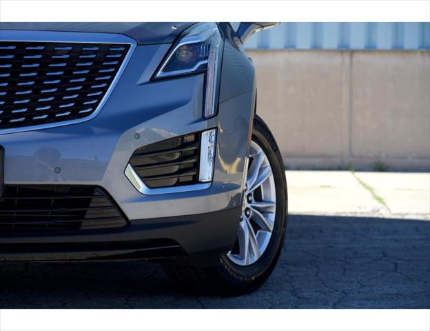 used 2021 Cadillac XT5 car, priced at $27,395