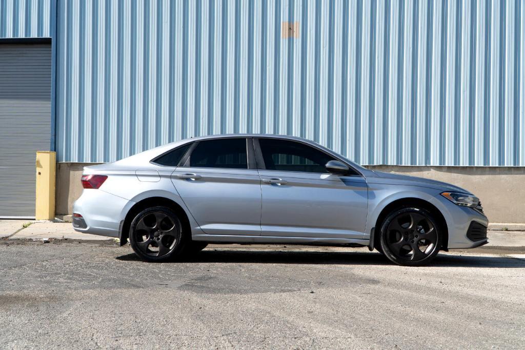 used 2024 Volkswagen Jetta car, priced at $19,995