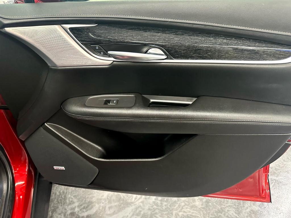 used 2021 Cadillac XT5 car, priced at $23,995