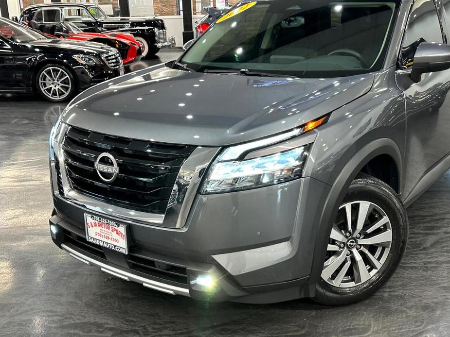 used 2022 Nissan Pathfinder car, priced at $34,988