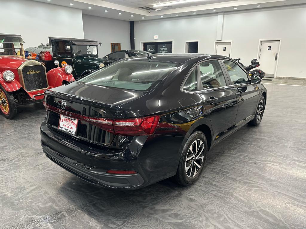 used 2025 Volkswagen Jetta car