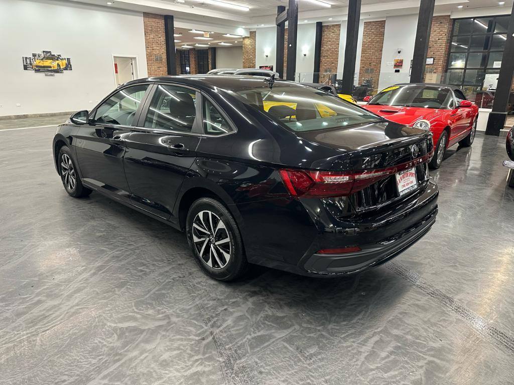 used 2025 Volkswagen Jetta car