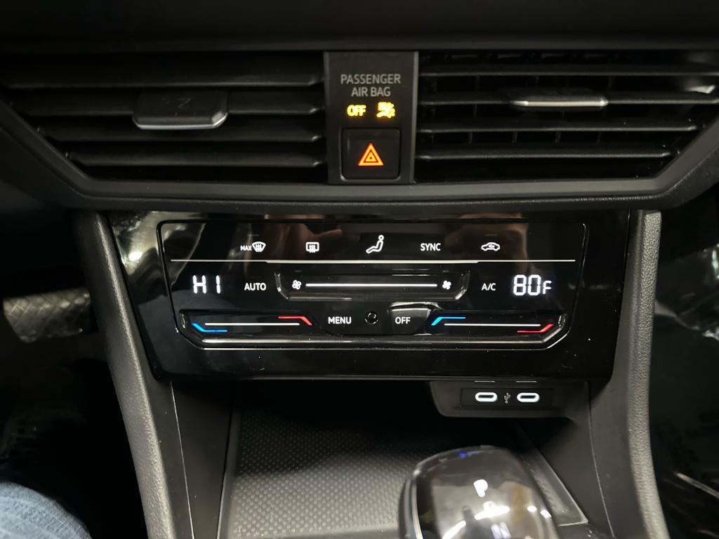 used 2025 Volkswagen Jetta car