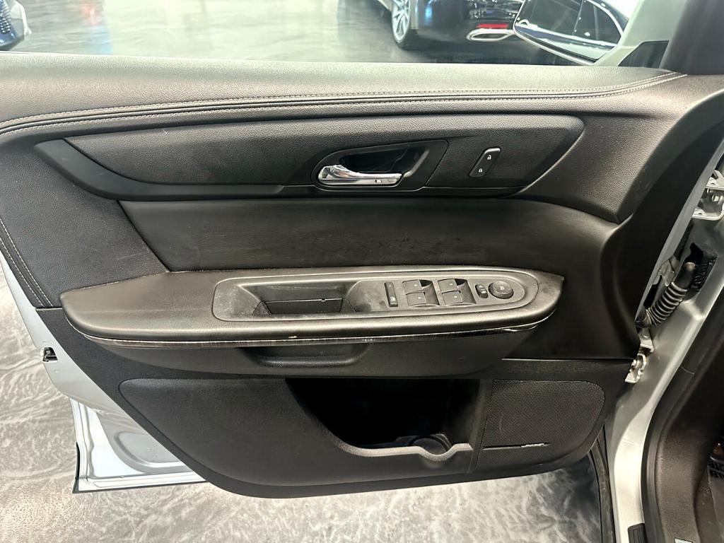 used 2015 GMC Acadia car, priced at $7,995