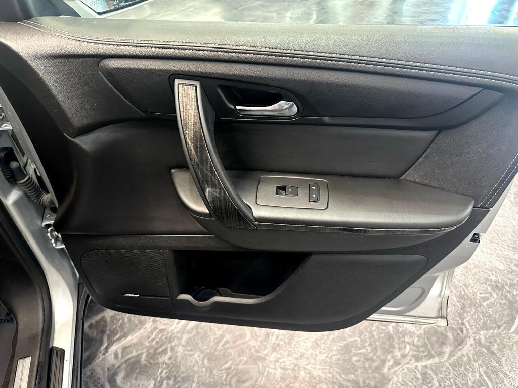 used 2015 GMC Acadia car, priced at $7,995