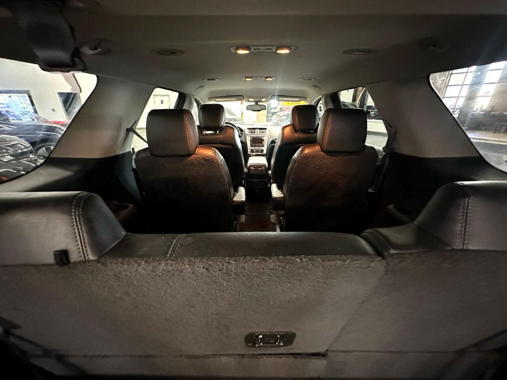 used 2015 GMC Acadia car, priced at $7,995