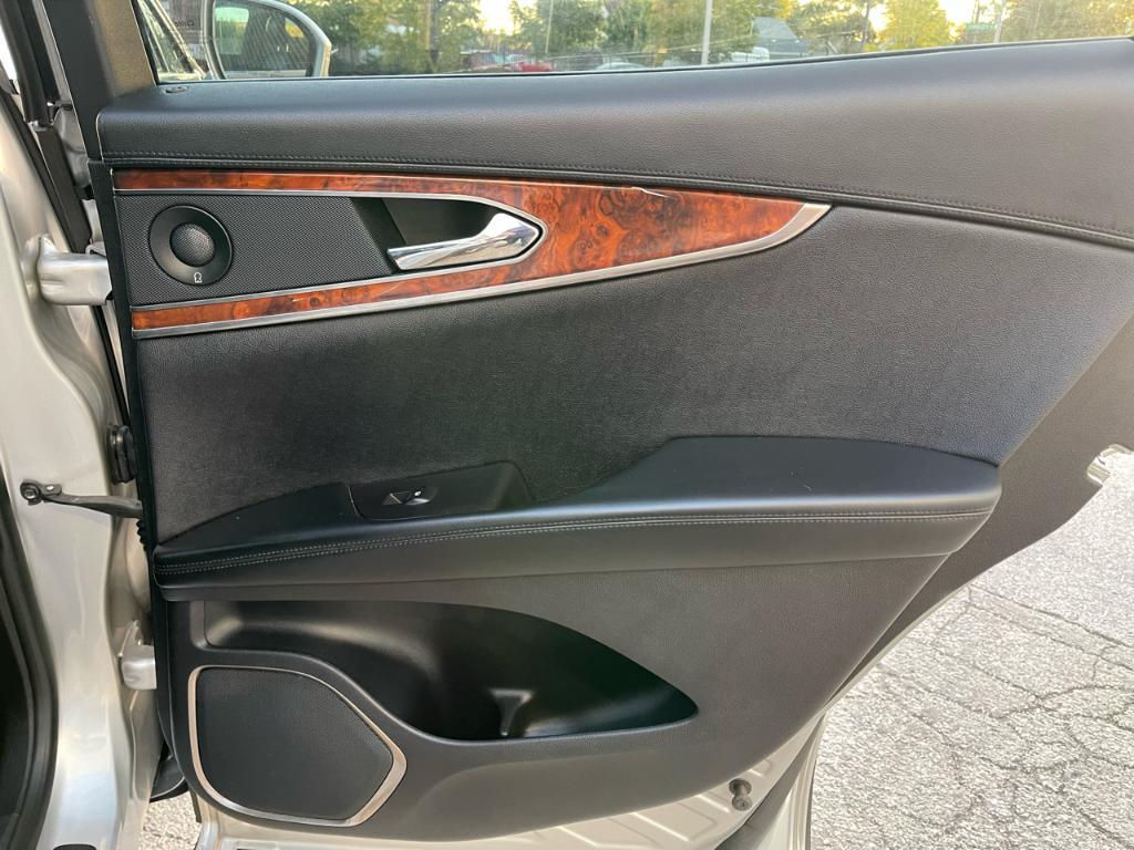 used 2019 Lincoln Nautilus car, priced at $17,995