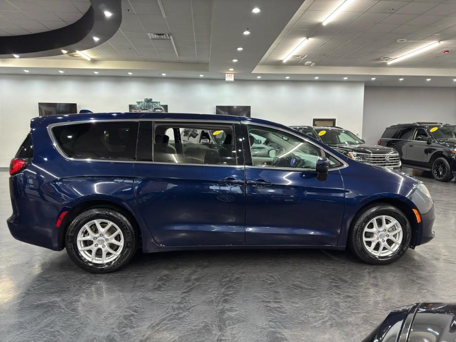 used 2017 Chrysler Pacifica car, priced at $10,488