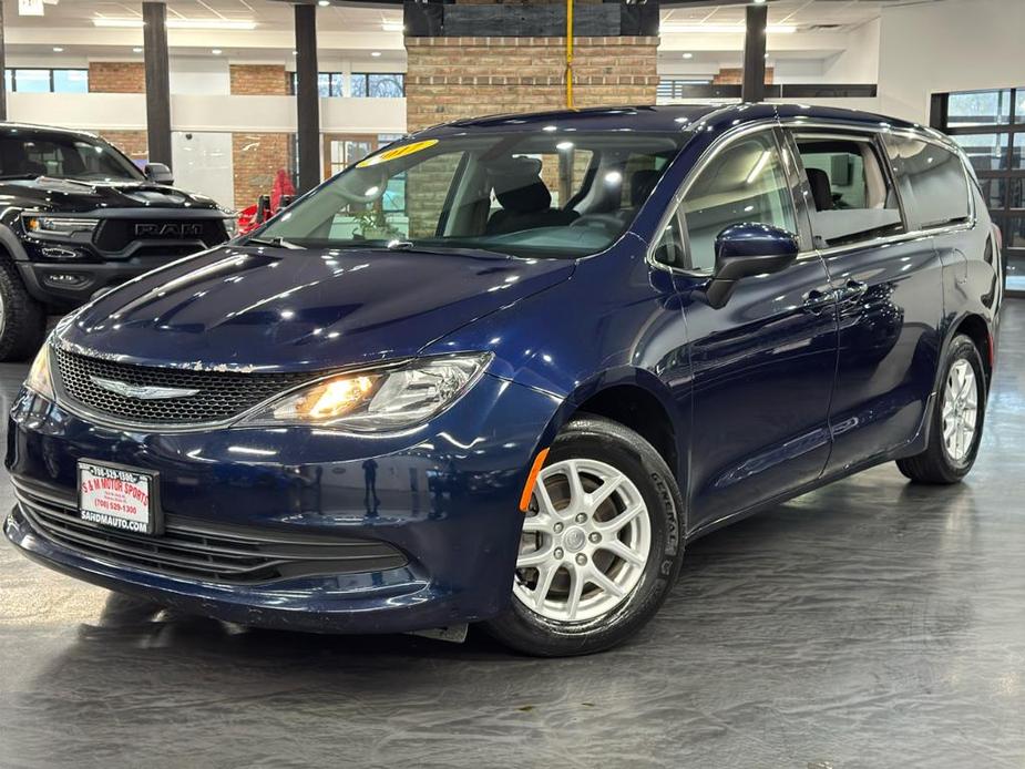 used 2017 Chrysler Pacifica car, priced at $10,488