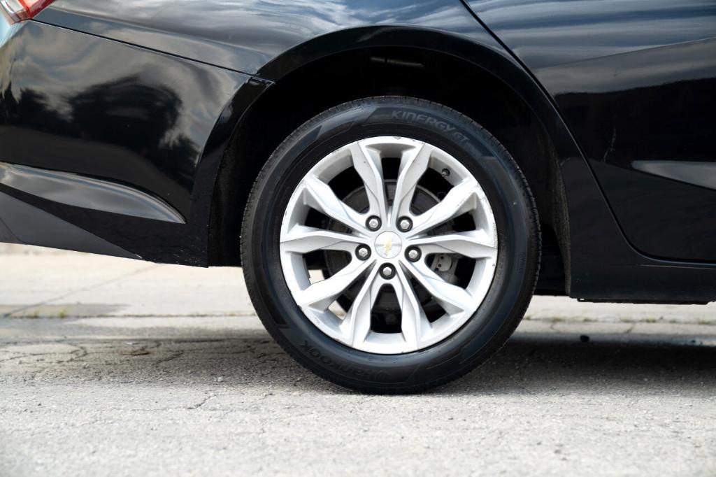 used 2020 Chevrolet Malibu car, priced at $10,895