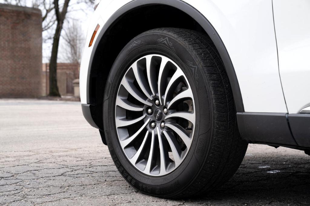 used 2020 Lincoln Aviator car, priced at $23,995