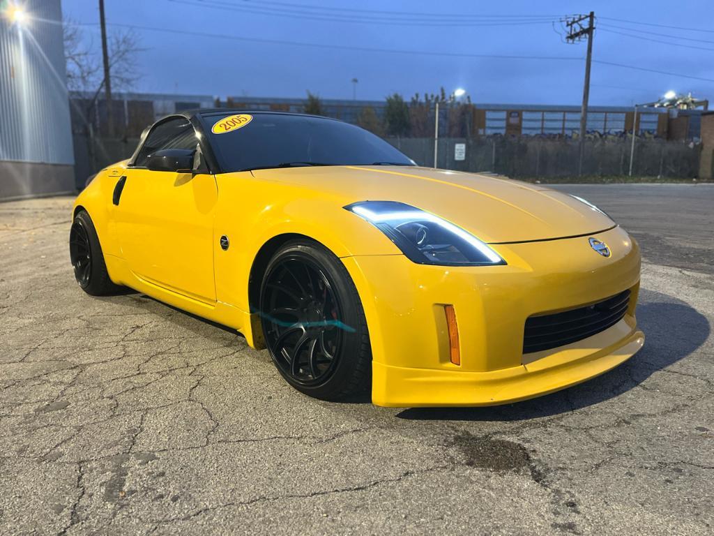 used 2005 Nissan 350Z car, priced at $19,988