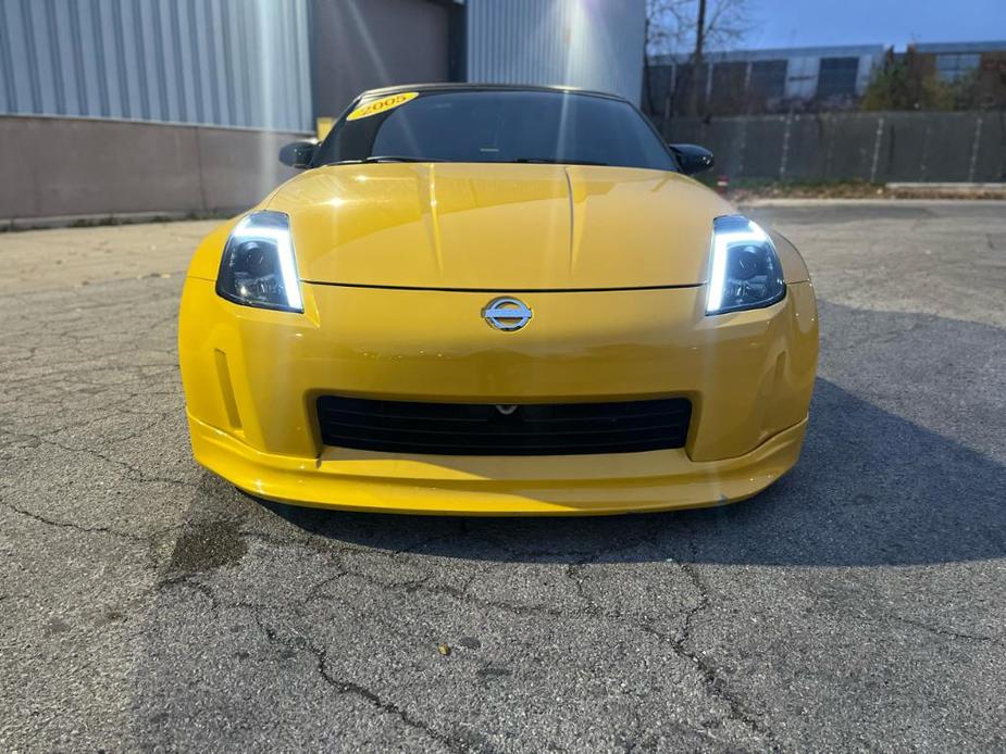 used 2005 Nissan 350Z car, priced at $19,988