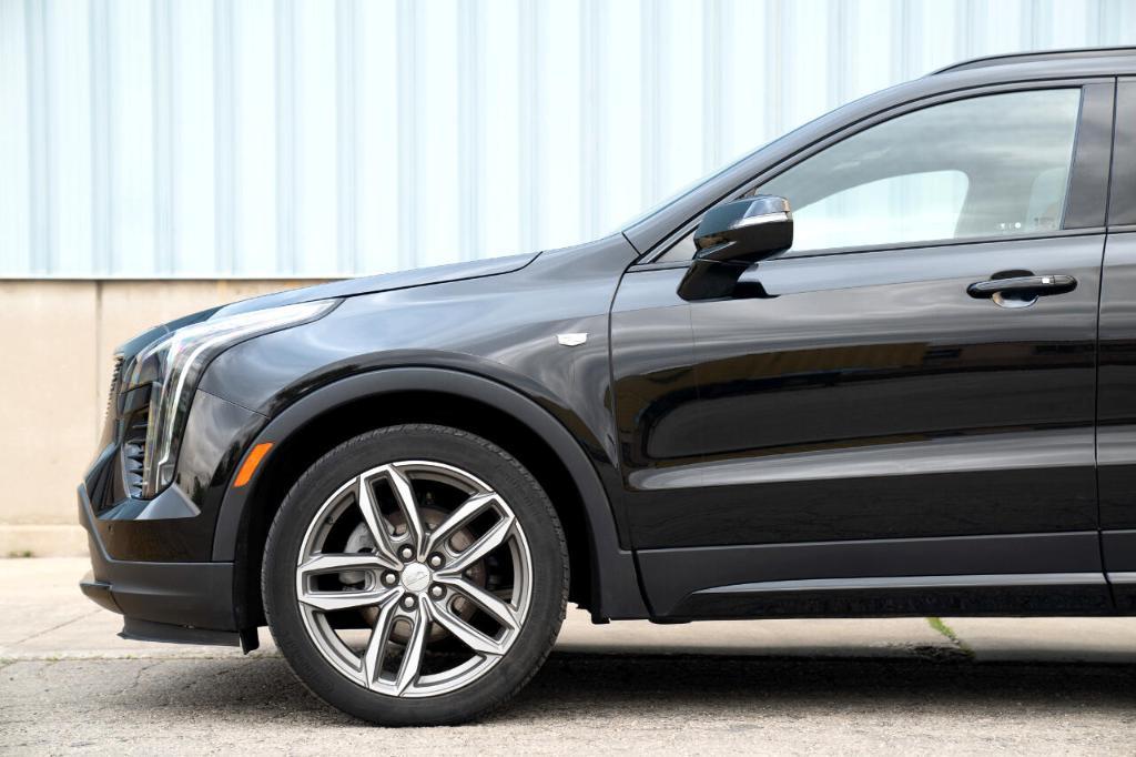 used 2023 Cadillac XT4 car, priced at $27,998