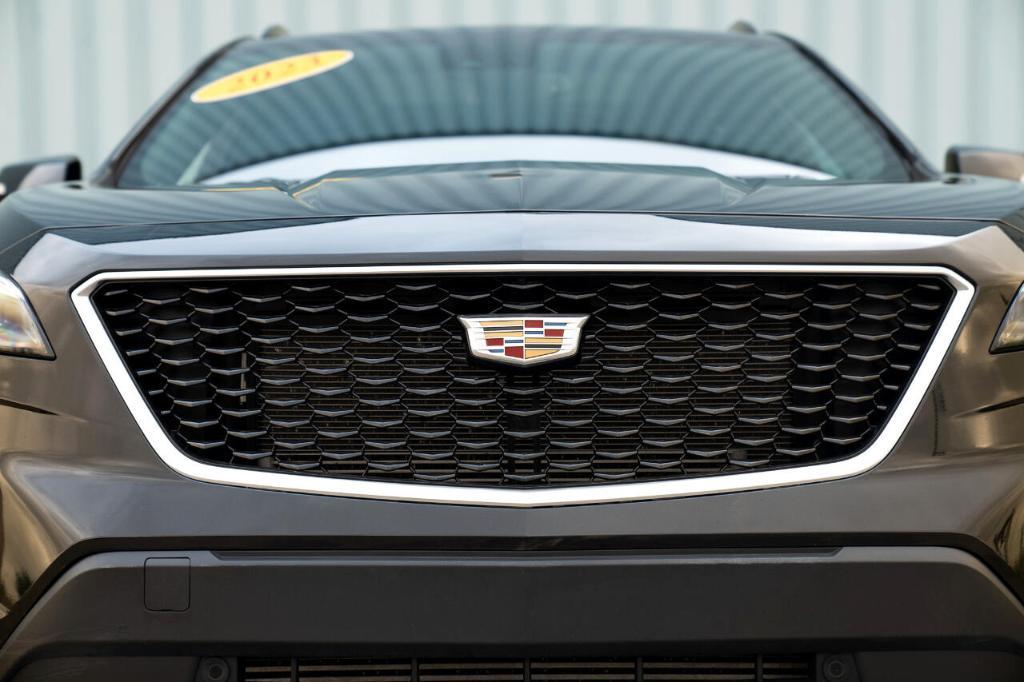 used 2023 Cadillac XT4 car, priced at $27,998
