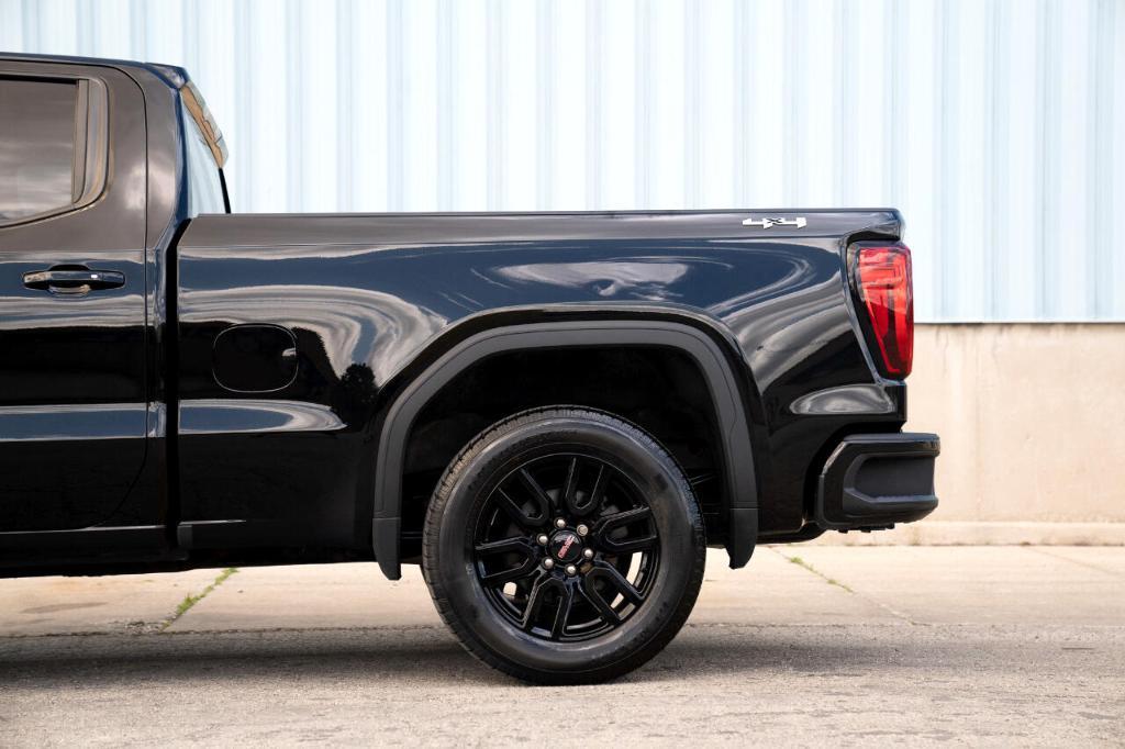 used 2022 GMC Sierra 1500 Limited car, priced at $32,995