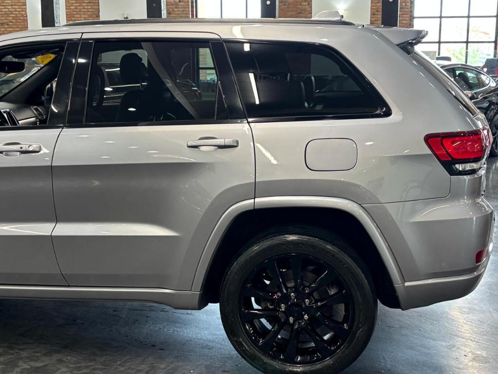 used 2018 Jeep Grand Cherokee car, priced at $15,248