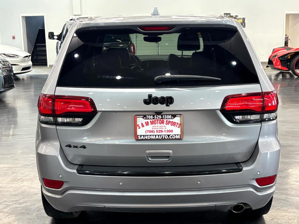 used 2018 Jeep Grand Cherokee car, priced at $15,248