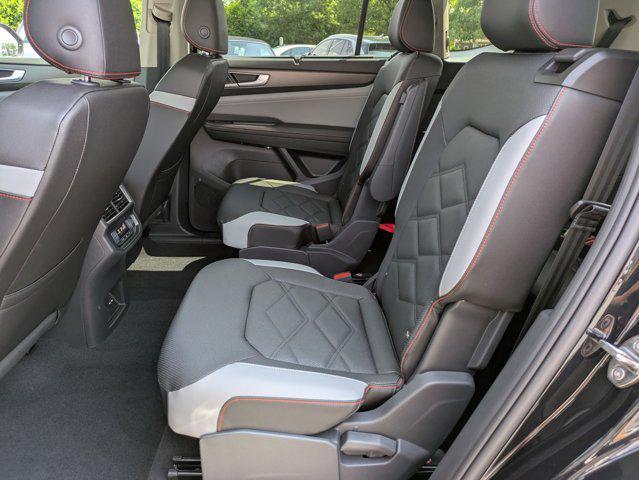 new 2025 Volkswagen Atlas car, priced at $49,114