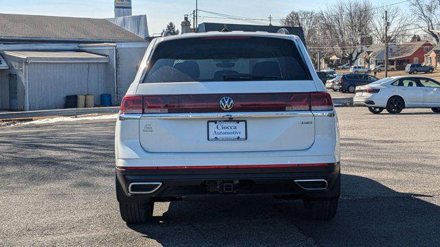 new 2025 Volkswagen Atlas car, priced at $45,130