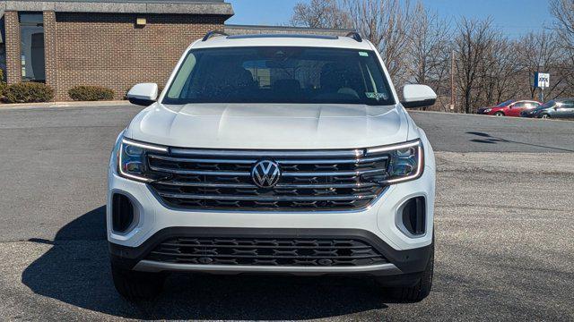 new 2025 Volkswagen Atlas car, priced at $45,130