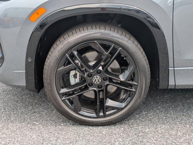 new 2025 Volkswagen Tiguan car, priced at $39,376