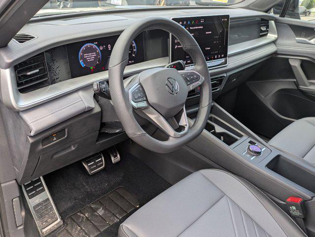 new 2025 Volkswagen Tiguan car, priced at $39,376