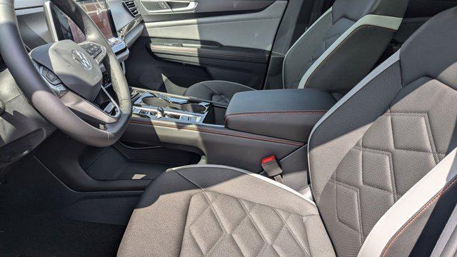 new 2025 Volkswagen Atlas car, priced at $50,520