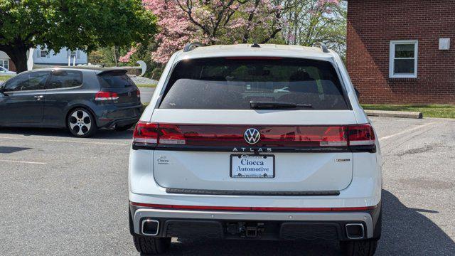 new 2025 Volkswagen Atlas car, priced at $50,520